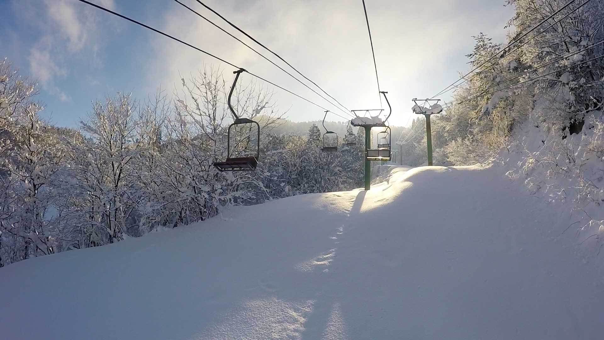 リフトの上”三川温泉スキー場”