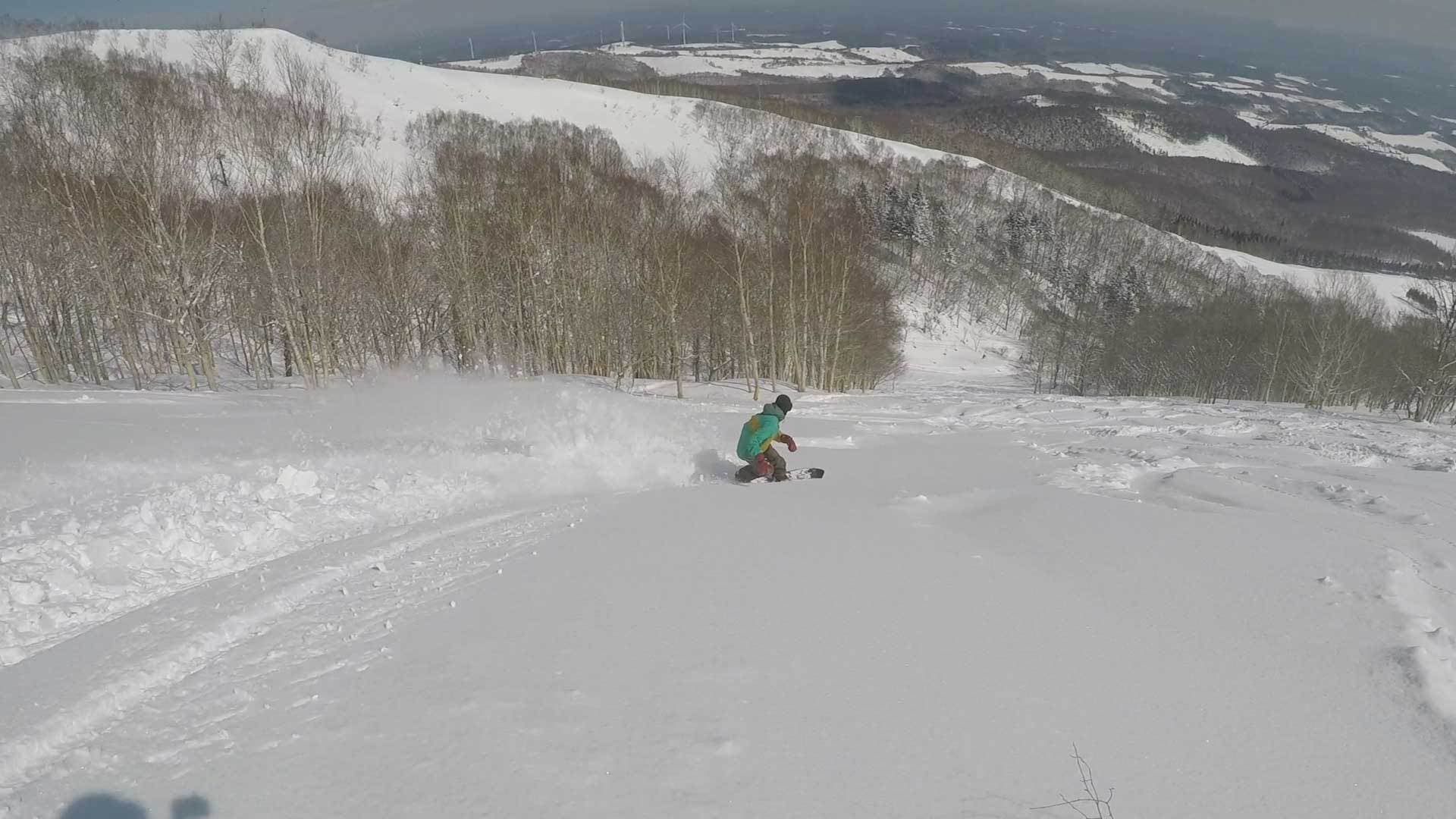 奥中山高原スキー場の非圧雪コース