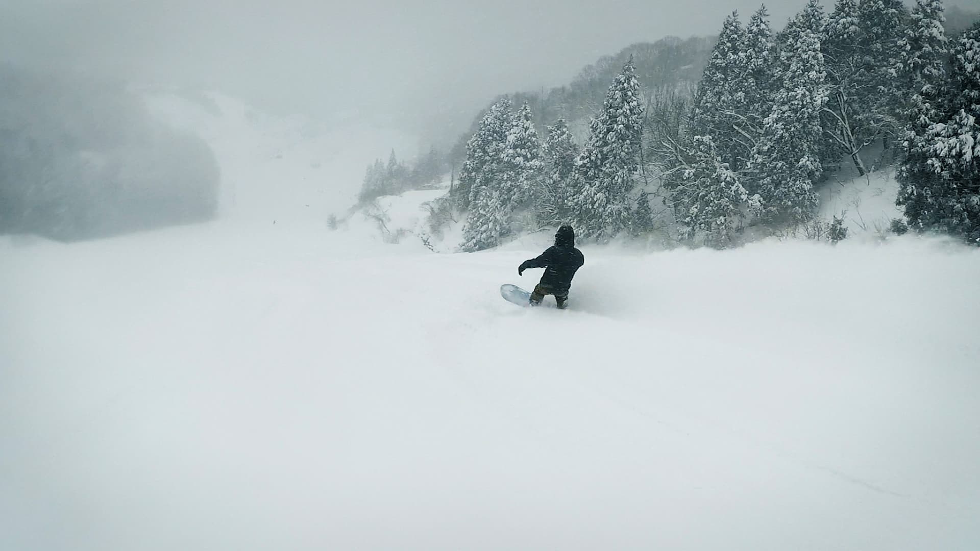 大倉岳高原スキー場ヴェーデルンコース写真2